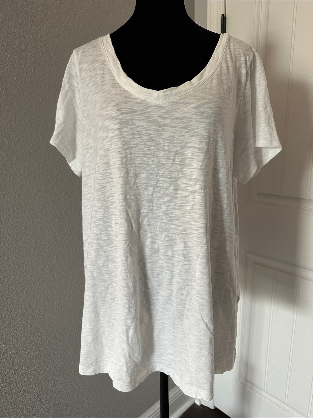 Classic Cynthia Rowley White Women's Short Sleeve Tee. 1X NWOT